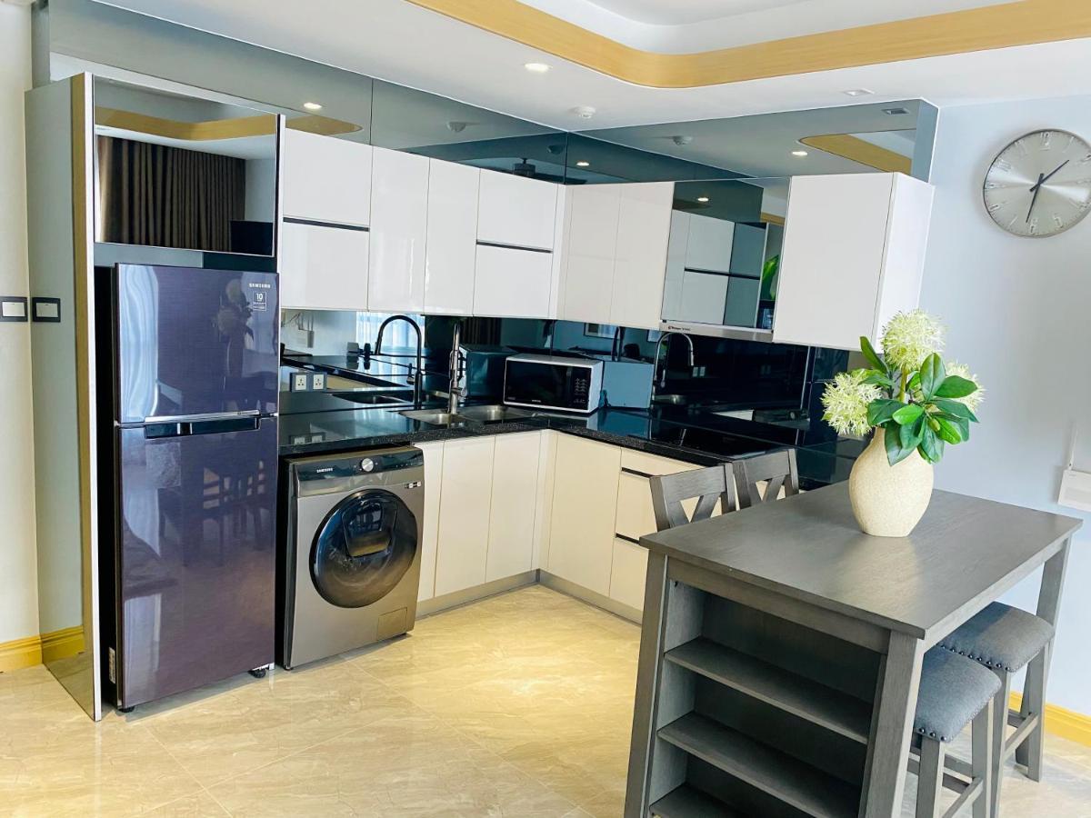 Walking Street Condo Beautiful 1 King Bedroom Angeles Exteriér fotografie