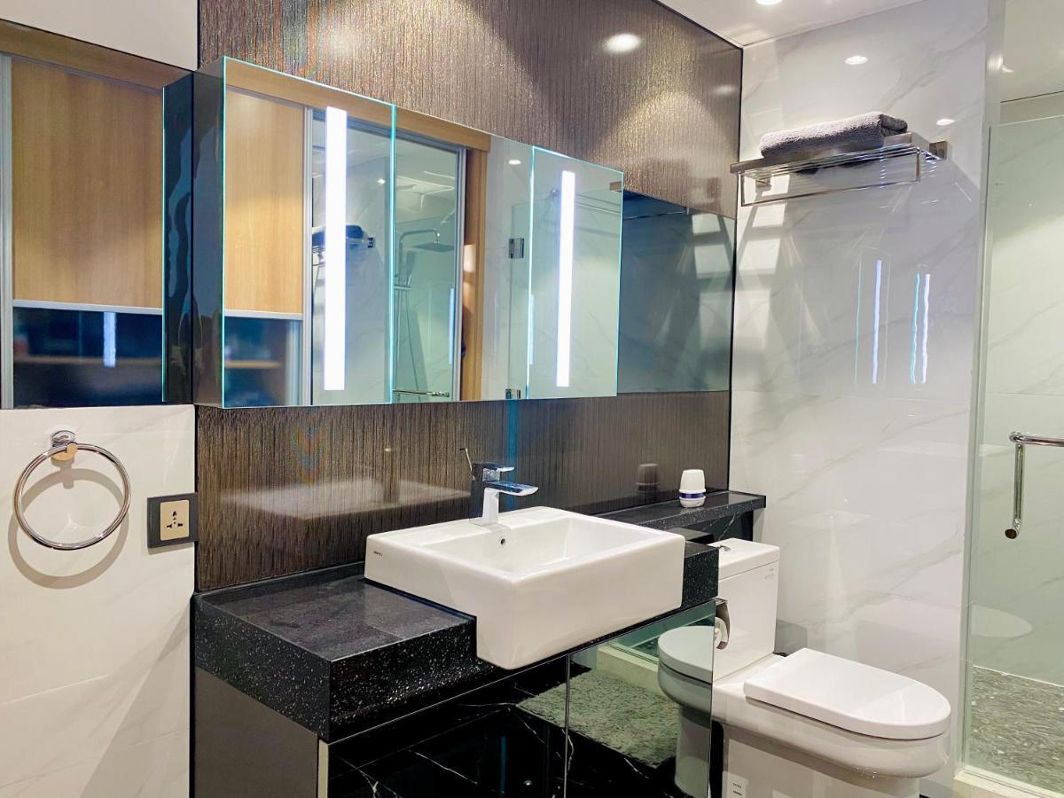 Walking Street Condo Beautiful 1 King Bedroom Angeles Exteriér fotografie